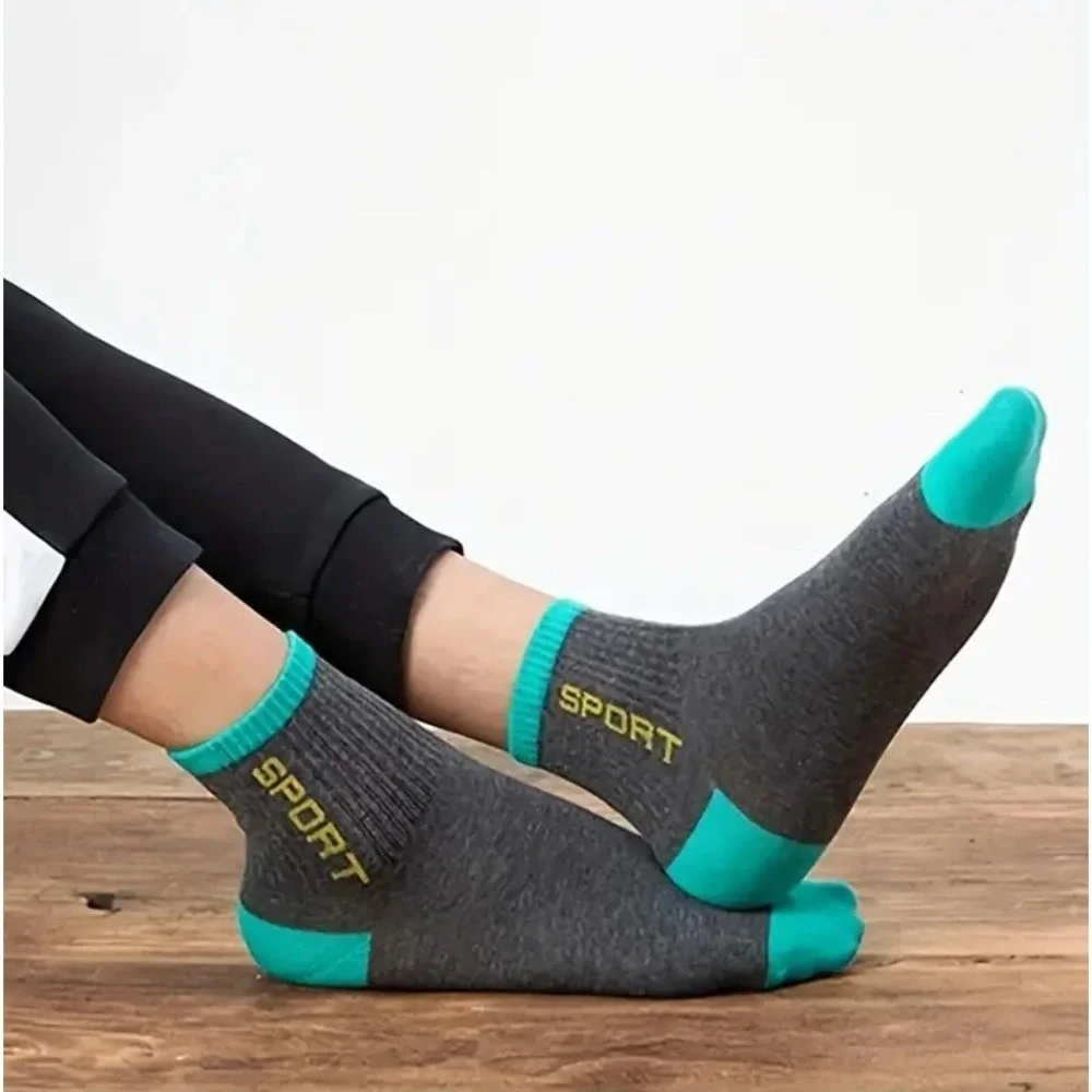 Unisex Athletic Mid Crew Socks Gray LARGE Moisture Wicking Workout Gym 5‎ Pairs
